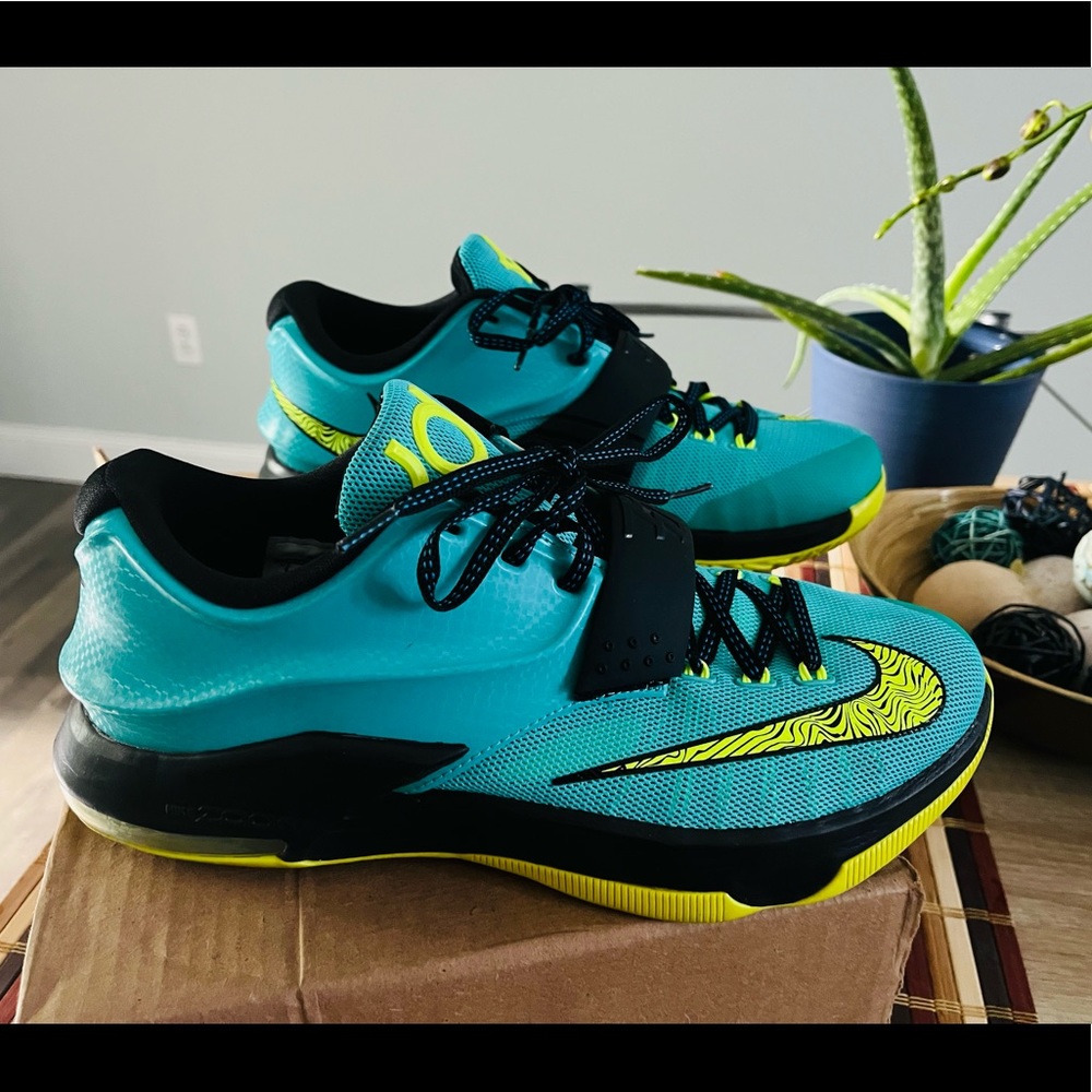 KD 7 “uprising” Nike